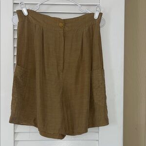 Vintage classic 100% Silk High-Waist Relaxed Shorts in Camel Brown